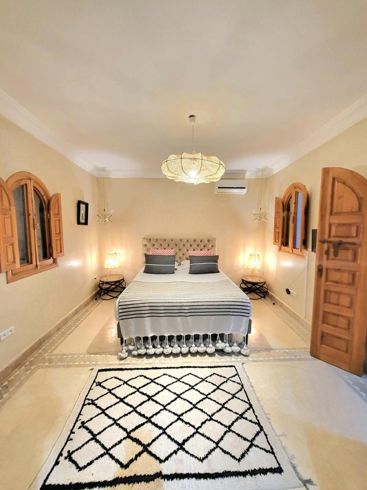 Riad Melilo Avec Piscine Chauffee มาร์ราเกช ภายนอก รูปภาพ