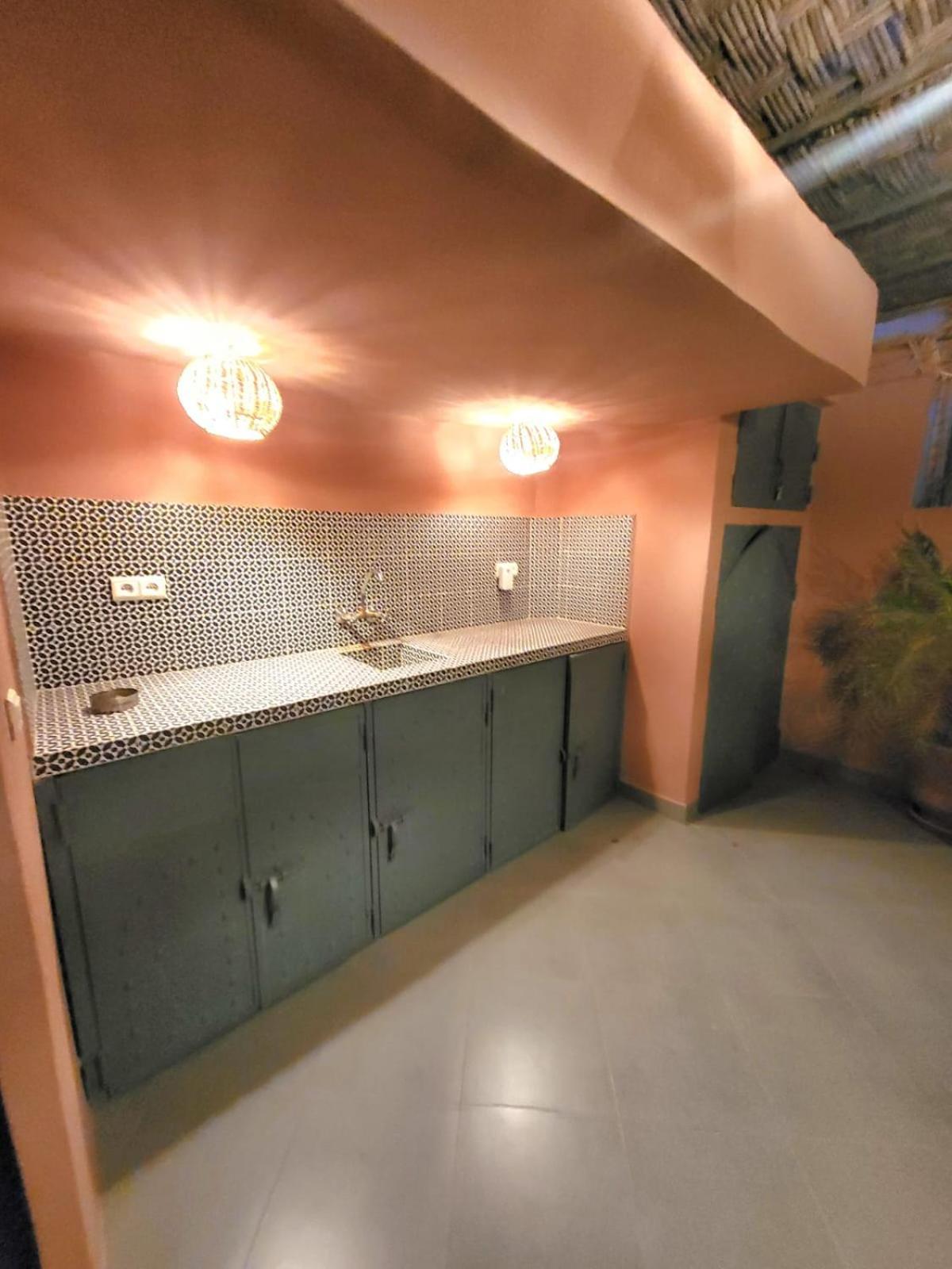 Riad Melilo Avec Piscine Chauffee มาร์ราเกช ภายนอก รูปภาพ
