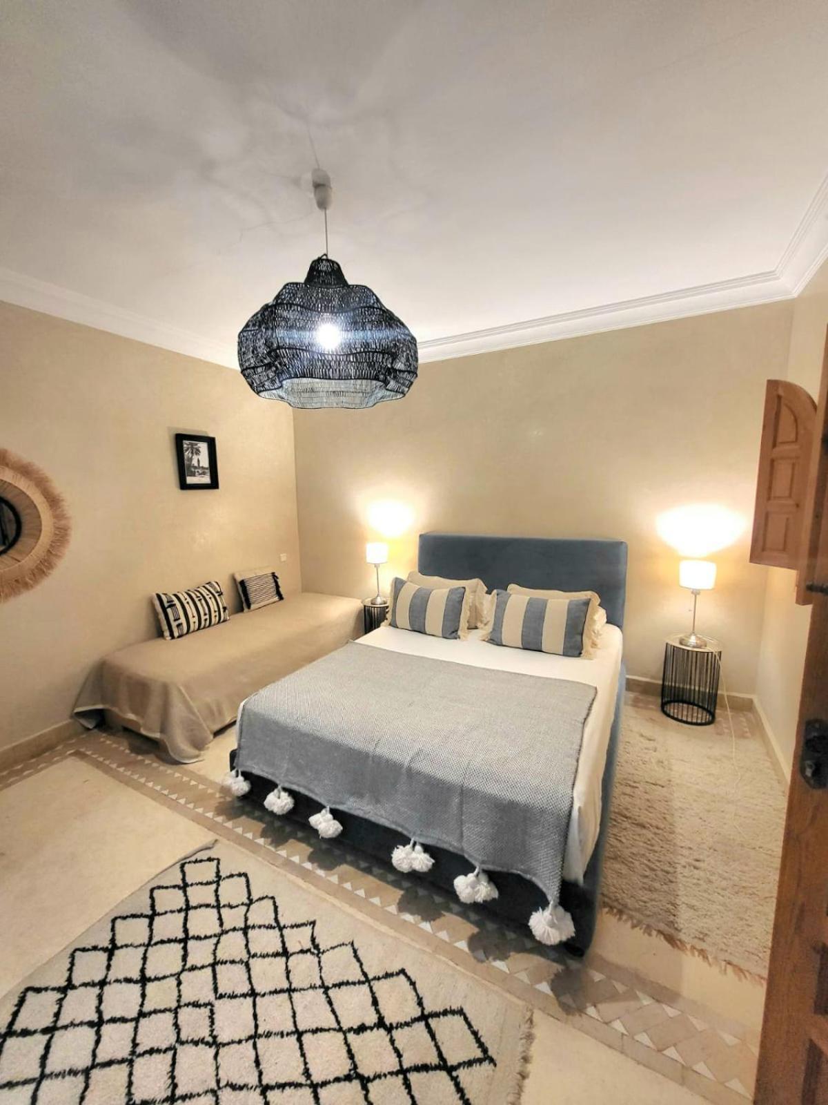 Riad Melilo Avec Piscine Chauffee มาร์ราเกช ภายนอก รูปภาพ