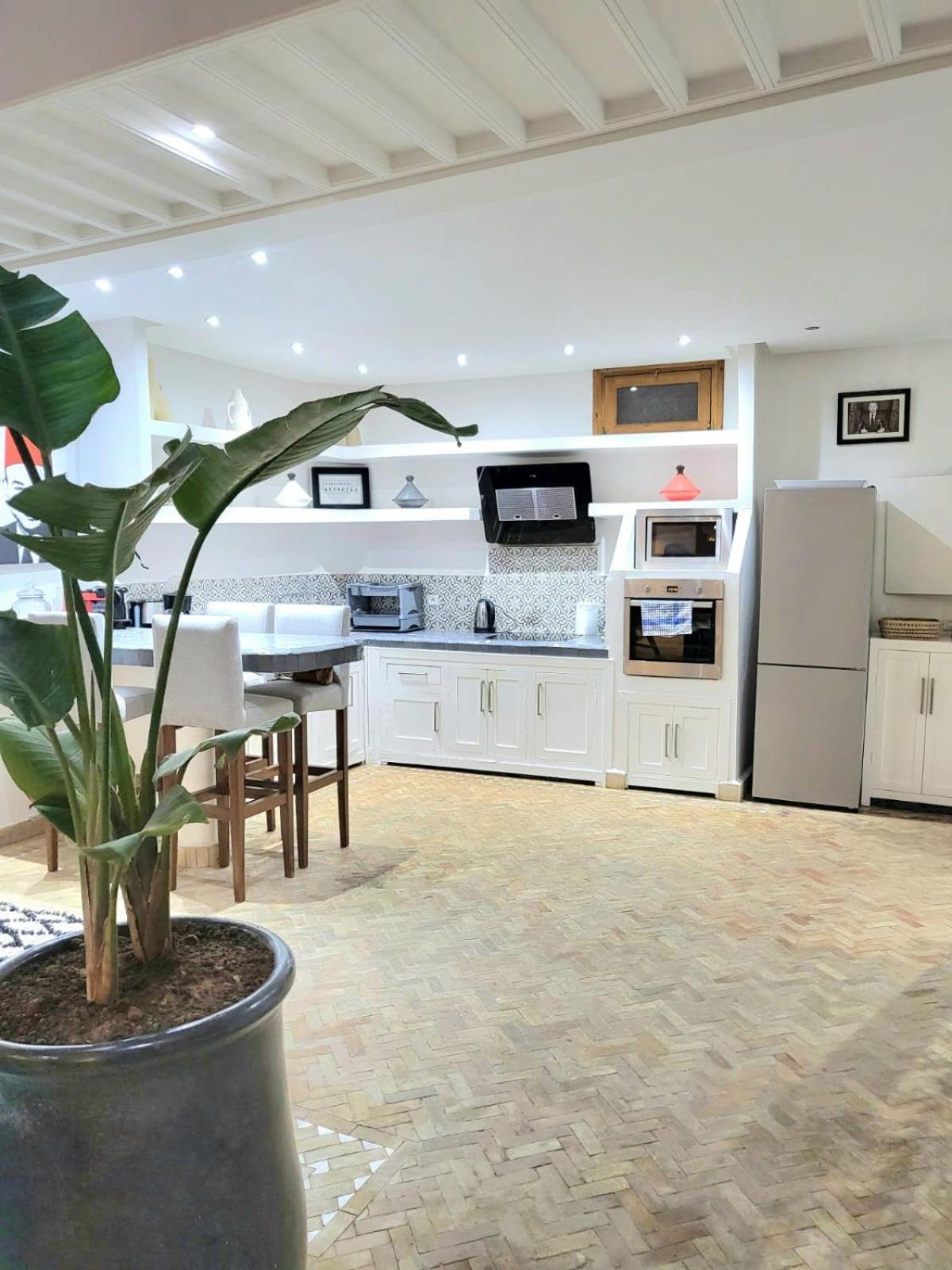 Riad Melilo Avec Piscine Chauffee มาร์ราเกช ภายนอก รูปภาพ